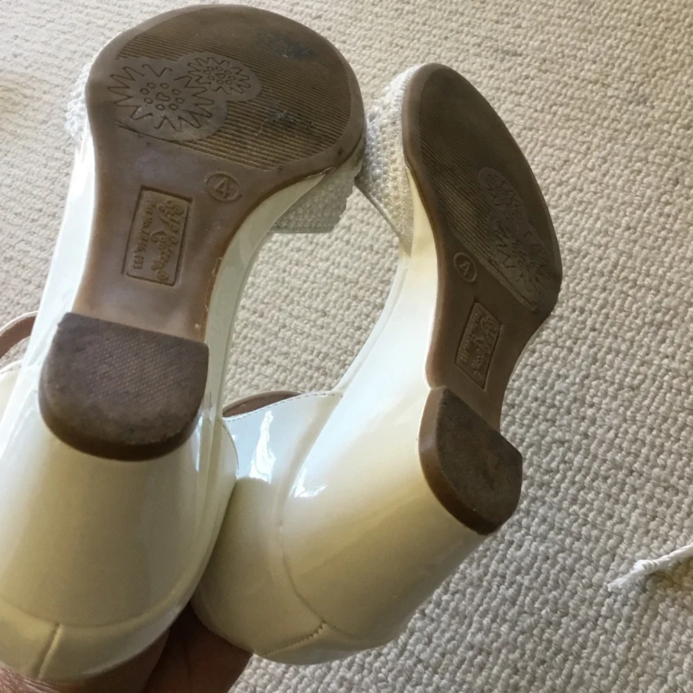 Girls White Pearl-Embellished Ankle-Strap Flats